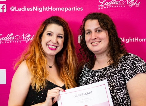 Consulente Joyce over haar (bij)baan bij Ladies Night